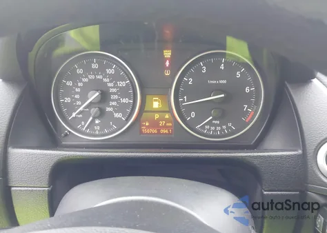 2015 BMW X1 Sdrive28I из США, поврежденный, VIN WBAVM1C59FV317758